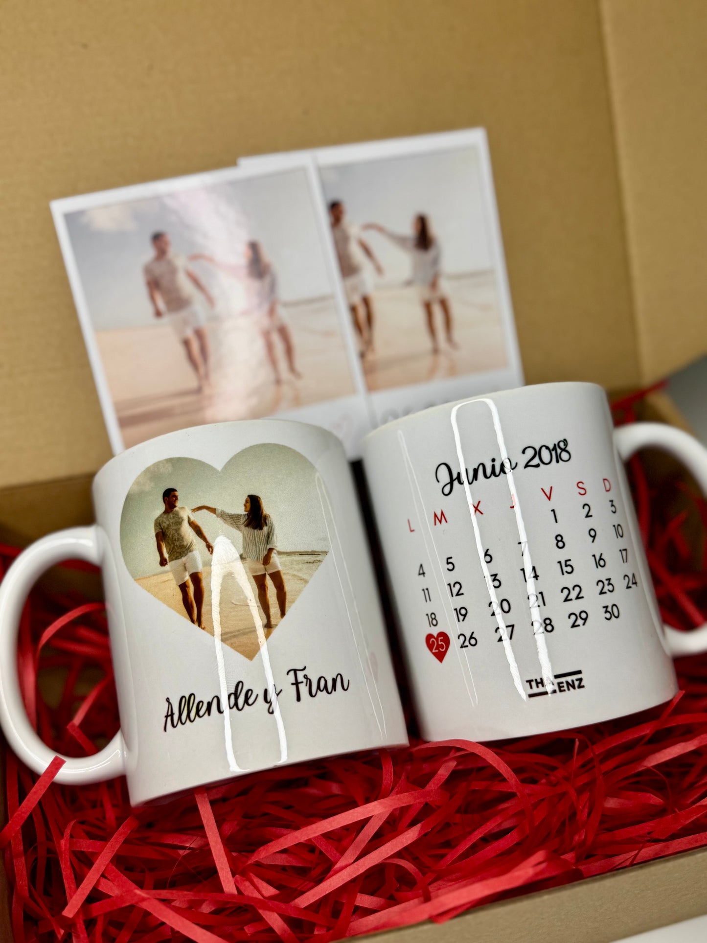 Pack San Valentín personalizado – 2 tazas calendario + 2 imanes