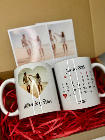 Pack San Valentín personalizado – 2 tazas calendario + 2 imanes