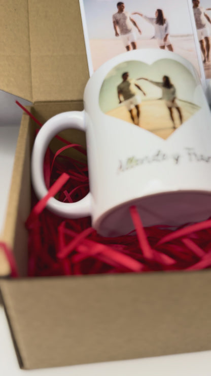 Pack San Valentín personalizado – 2 tazas calendario + 2 imanes